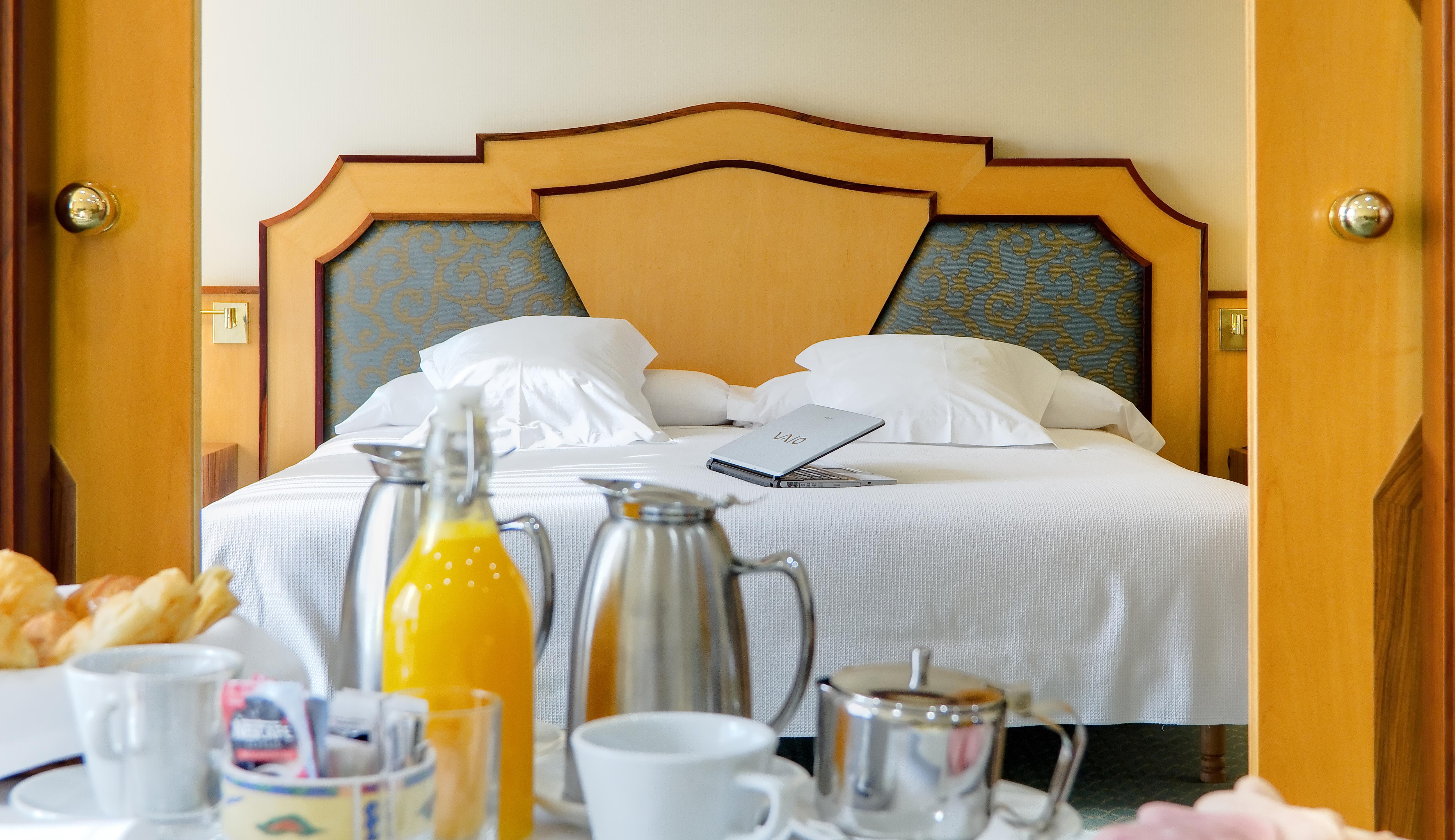 Oca Puerta Del Camino Hotel A Torre Branca Zewnętrze zdjęcie